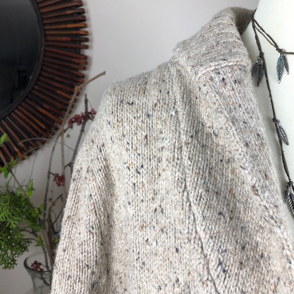 VINTAGE Wool Blend Grandpa Cardigan Sweater Cream Large - Picture 2 of 7